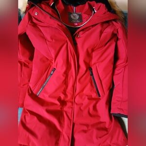 Vince Camuto red women's parka size small petite with hood